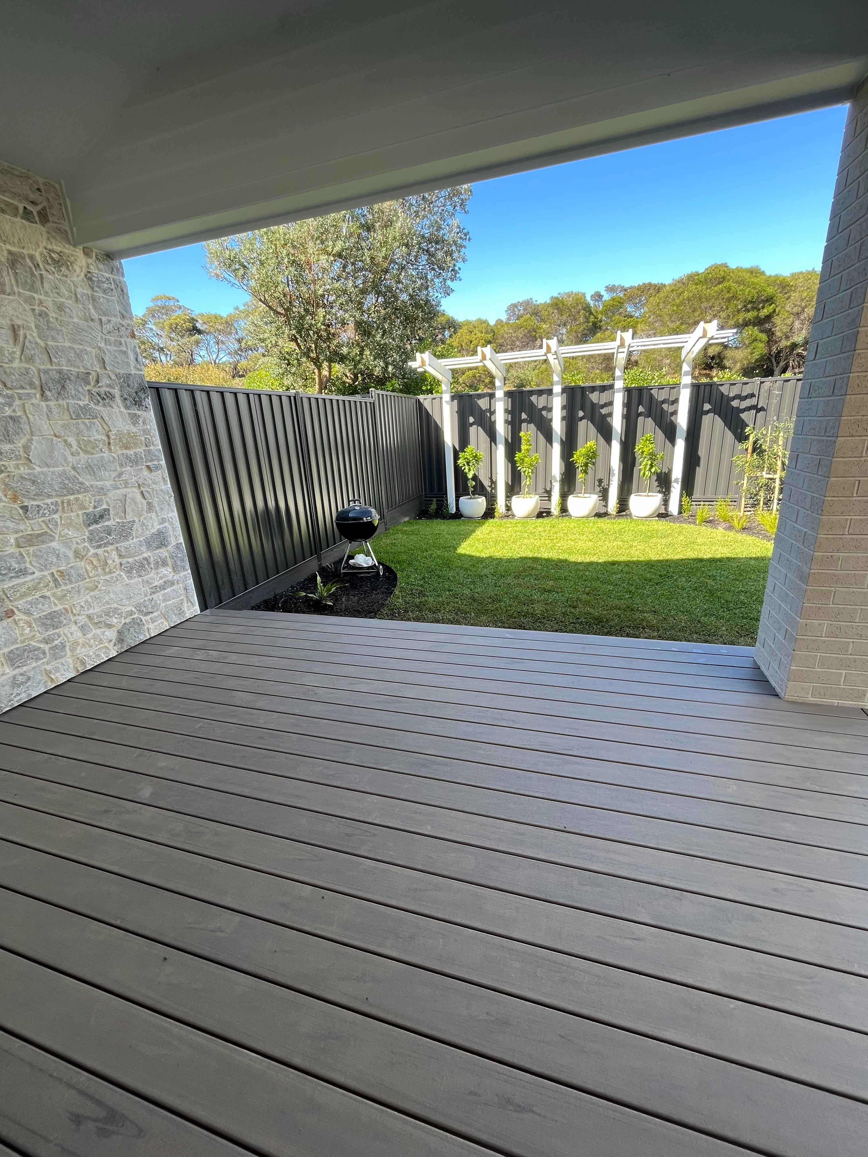 Custom deck builder in Melbourne eastern suburbs project photo 1